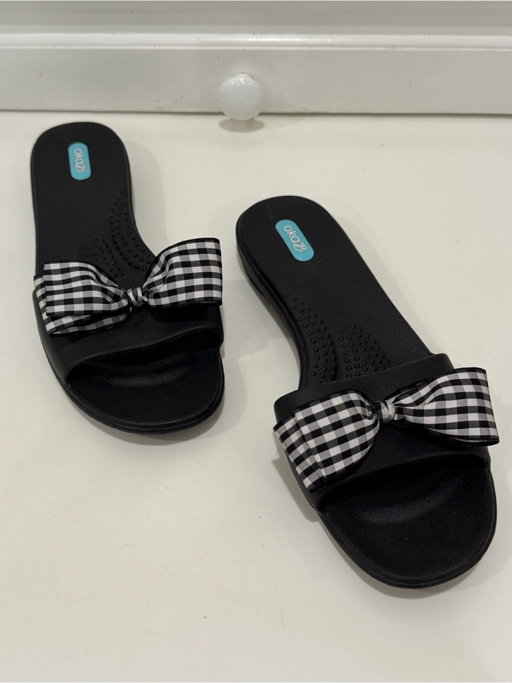 NWOT NEVER WORN OKA b. Madison Slide Sandals Black Gingham L - Picture 4 of 14
